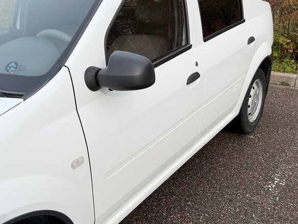 2011 Renault Logan I Рестайлинг, белый, 400000 рублей - вид 7