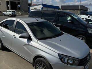 2017 Lada (ВАЗ) Vesta I, серебристый, 800000 рублей, вид 2