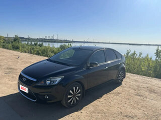 2011 Ford Focus II Рестайлинг, чёрный, 535000 рублей, вид 3