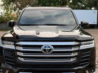 2022 Toyota Land Cruiser 300 Series, чёрный, 12000000 рублей, вид 1
