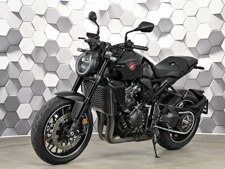 2023 Honda CB 1000R, чёрный, 1199000 рублей, вид 2