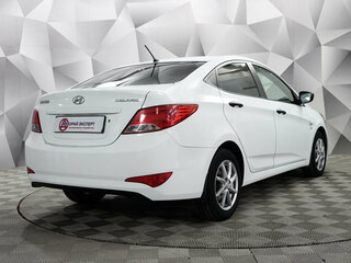 2014 Hyundai Solaris I Рестайлинг, белый, 925000 рублей, вид 5