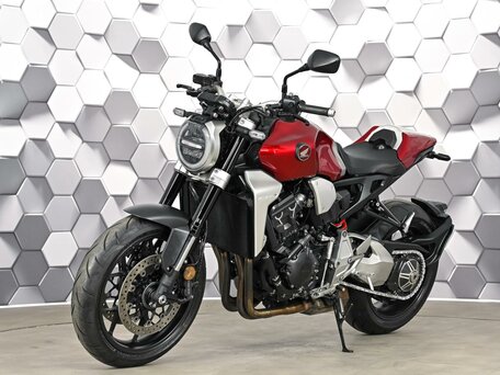 2018 Honda CB 1000R, красный, 975000 рублей, вид 2