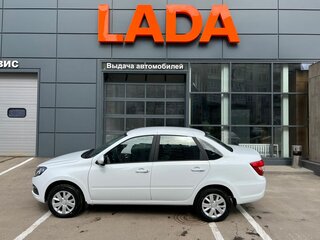 2026 Lada (ВАЗ) Granta I Рестайлинг, белый, 1068000 рублей, вид 5