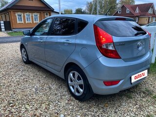 2012 Hyundai Solaris I, серый, 560000 рублей, вид 5