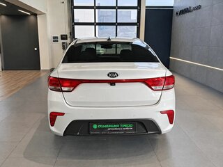 2018 Kia Rio IV, серебристый, 1290000 рублей, вид 5