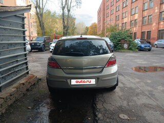 2011 Opel Astra H Рестайлинг, бежевый, 420000 рублей, вид 4