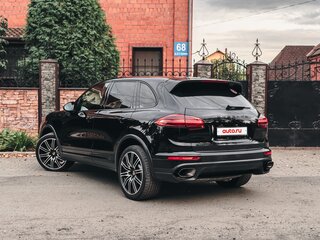 2015 Porsche Cayenne II Рестайлинг (958), чёрный, 3600000 рублей, вид 4