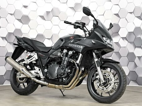 2025 Honda CB 1300, чёрный, 1699000 рублей, вид 1