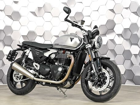 2026 Triumph Speed Twin, серебристый, 1699000 рублей, вид 1