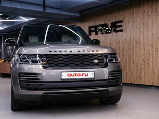 2020 Land Rover Range Rover IV Рестайлинг, серый, 7050000 рублей, вид 3