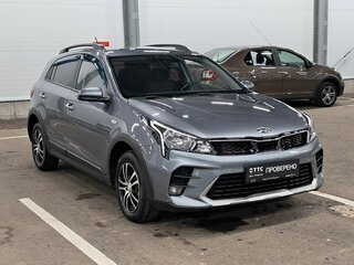 2021 Kia Rio X IV Рестайлинг, серый, 1720000 рублей, вид 3