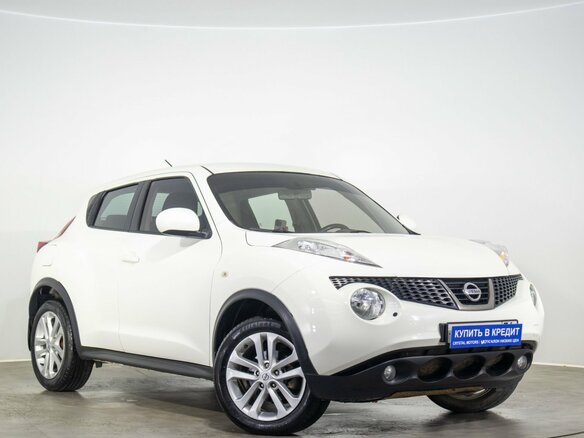 2014 Nissan Juke I, белый