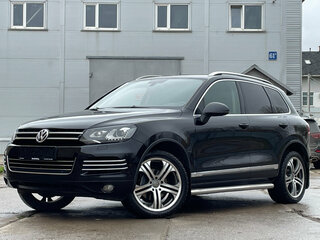 2013 Volkswagen Touareg II, чёрный, 2100000 рублей, вид 1