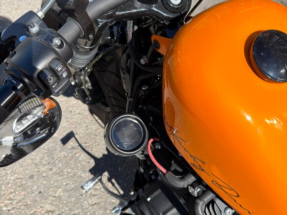 2019 Harley-Davidson Sportster 1200, оранжевый, 1499999 рублей - вид 9