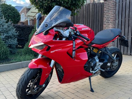 2021 Ducati Supersport, красный, 1150000 рублей, вид 2