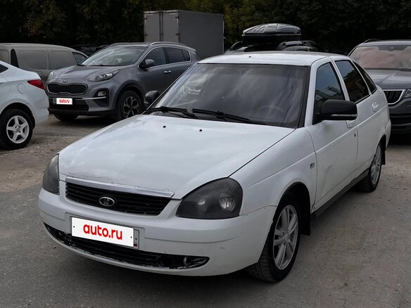 2010 Lada (ВАЗ) Priora I, белый, 165000 рублей - вид 1
