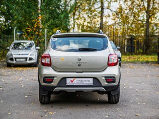 2018 Renault Sandero II, бежевый, 950000 рублей, вид 4