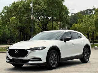 2021 Mazda CX-4 I Рестайлинг, белый, 1800700 рублей, вид 3