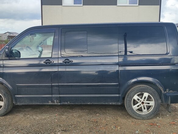 2006 Volkswagen Multivan T5, чёрный, 1100000 рублей - вид 5