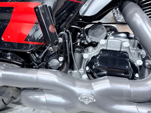 2018 Harley-Davidson CVO Road Glide, чёрный, 2499000 рублей - вид 28