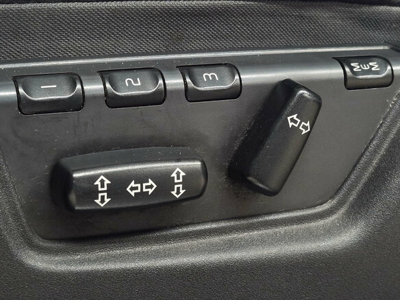 2013 Volvo XC90 I Рестайлинг, коричневый, 1639000 рублей - вид 6