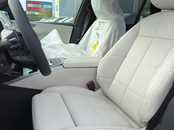 2026 BMW X5 40d V (G65), серый, 17900000 рублей - вид 10