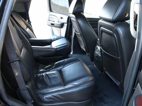 2006 Cadillac Escalade III, чёрный, 1100000 рублей - вид 12