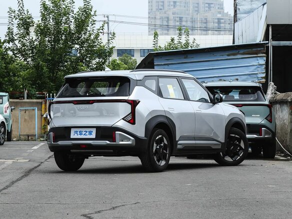 2026 Kia Seltos II China Market, белый, 3369000 рублей - вид 5