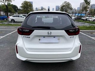 2023 Honda Fit IV Рестайлинг, белый, 1270000 рублей, вид 5