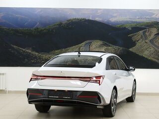 2026 Hyundai Elantra VII (CN7) Рестайлинг, белый, 3100000 рублей, вид 4