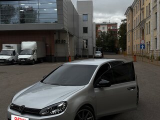 2011 Volkswagen Golf VI, серебристый, 1045000 рублей, вид 2