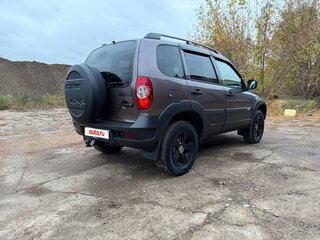 2017 Chevrolet Niva I Рестайлинг, коричневый, 729799 рублей, вид 5