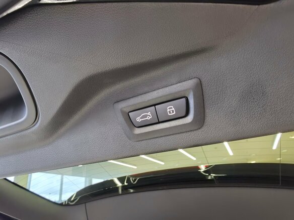 2026 BMW X7 40d I (G07) Рестайлинг, чёрный, 17490000 рублей - вид 32