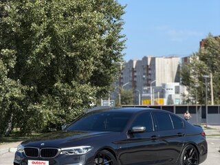 2019 BMW 5 серии M550d xDrive VII (G30/G31/G38), серый, 4500000 рублей, вид 1