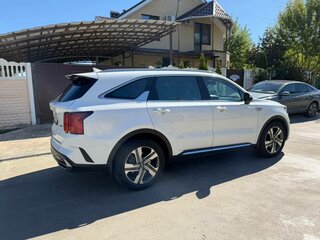 2021 Kia Sorento IV, белый, 4199000 рублей, вид 4