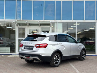 2018 Lada (ВАЗ) Vesta SW Cross I, серебристый, 930000 рублей, вид 3