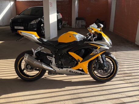 2008 Suzuki GSX-R 600, жёлтый, 650000 рублей, вид 1