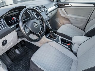 2018 Volkswagen Tiguan II, серый, 1554000 рублей, вид 5