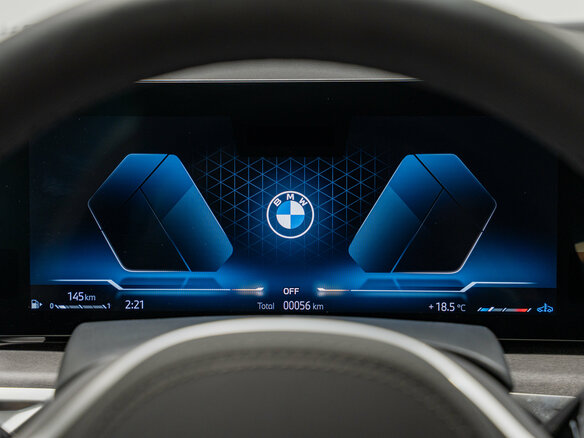 2026 BMW X5 Long 30Li IV (G05/G18) Рестайлинг, чёрный, 10100000 рублей - вид 16