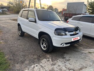 2019 Chevrolet Niva I Рестайлинг, белый, 829000 рублей, вид 4