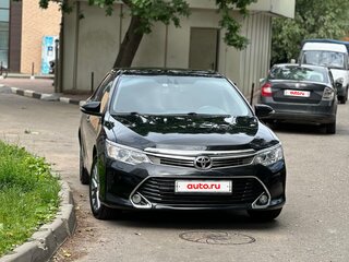 2016 Toyota Camry VII (XV50) Рестайлинг, чёрный, 1800000 рублей, вид 1
