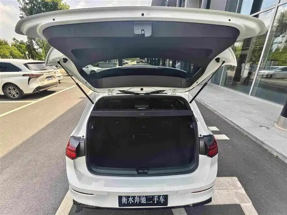 2024 Volkswagen Golf VIII Рестайлинг, белый, 2150606 рублей - вид 5