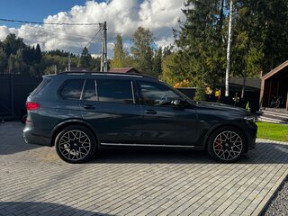 2021 BMW X7 40d I (G07), синий, 8950000 рублей, вид 4