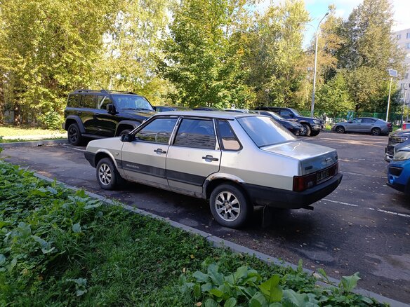 2003 Lada (ВАЗ) 21099, серебристый, 180000 рублей - вид 11