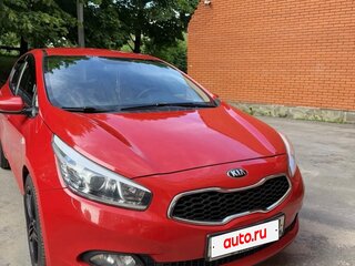 2015 Kia Ceed II, красный, 950000 рублей, вид 4