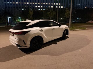 2024 Lexus RX 500h V, белый, 9890000 рублей, вид 4