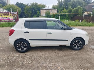 2009 Skoda Fabia II, белый, 310000 рублей, вид 4