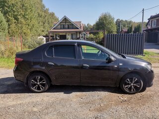 2015 Renault Logan II, чёрный, 560000 рублей, вид 4