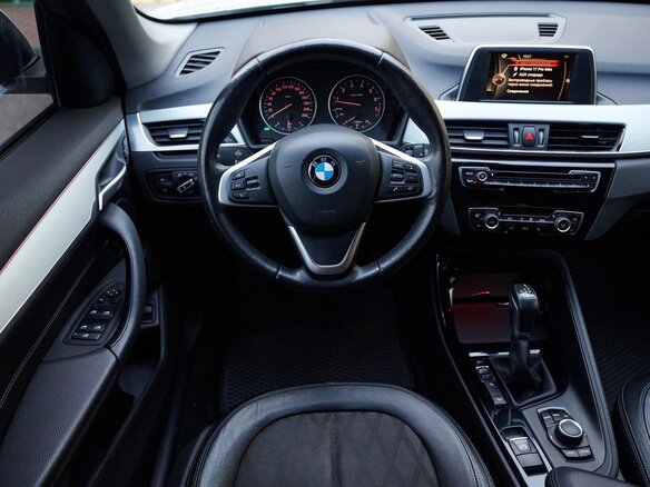 2015 BMW X1 20i xDrive II (F48), белый, 2140000 рублей - вид 11